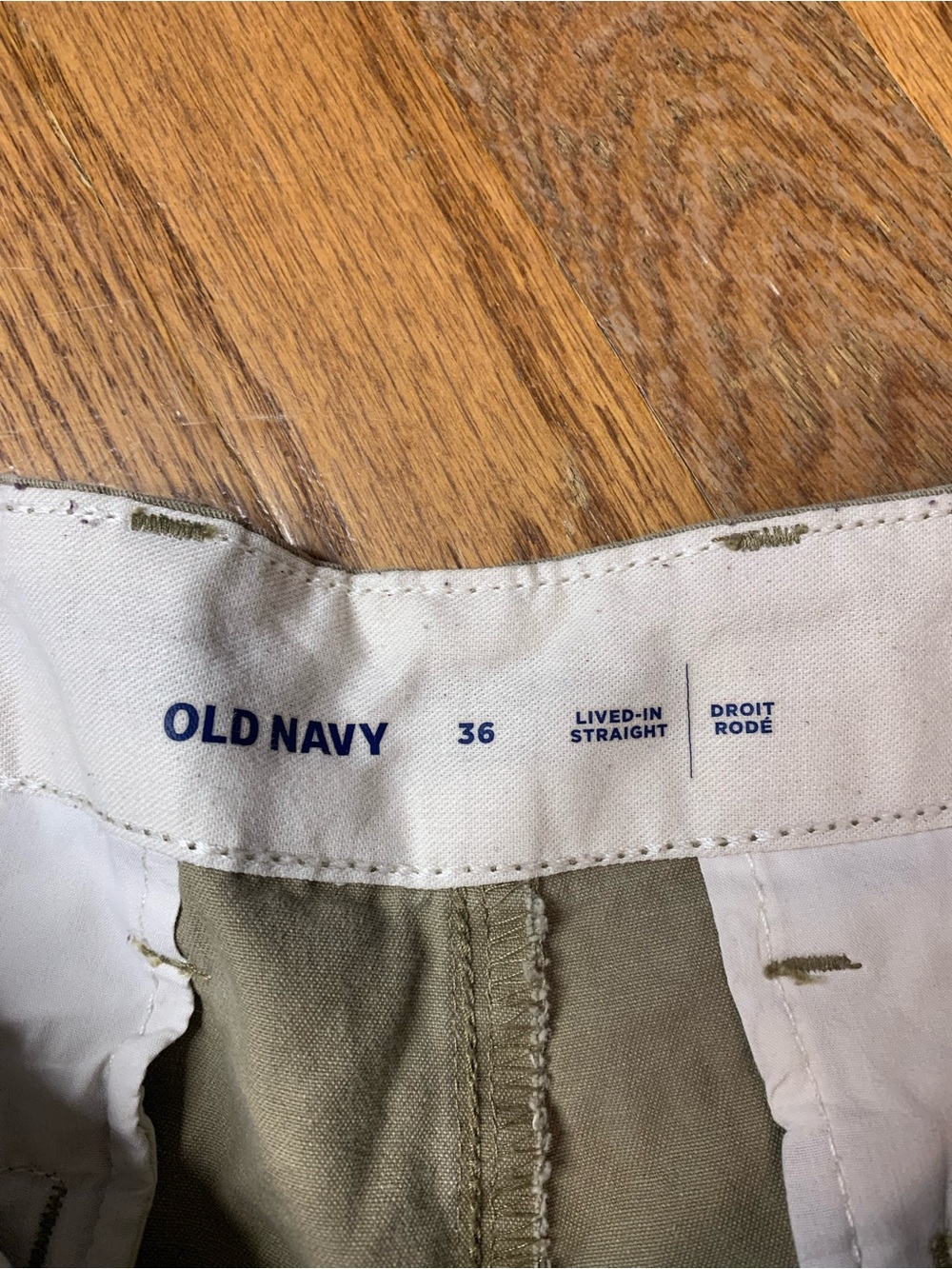 Old Navy Lived-In Straight Khaki Chino Shorts Mens Size 36 Tan - Picture 2 of 8